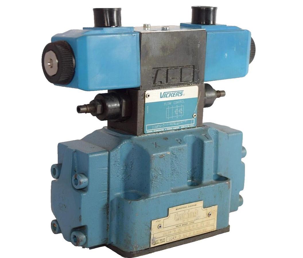 Vickers Directional Control Valve DG5V72C2TMUH730 DG4V-3-6C-M-U-H7-60 *NOS*