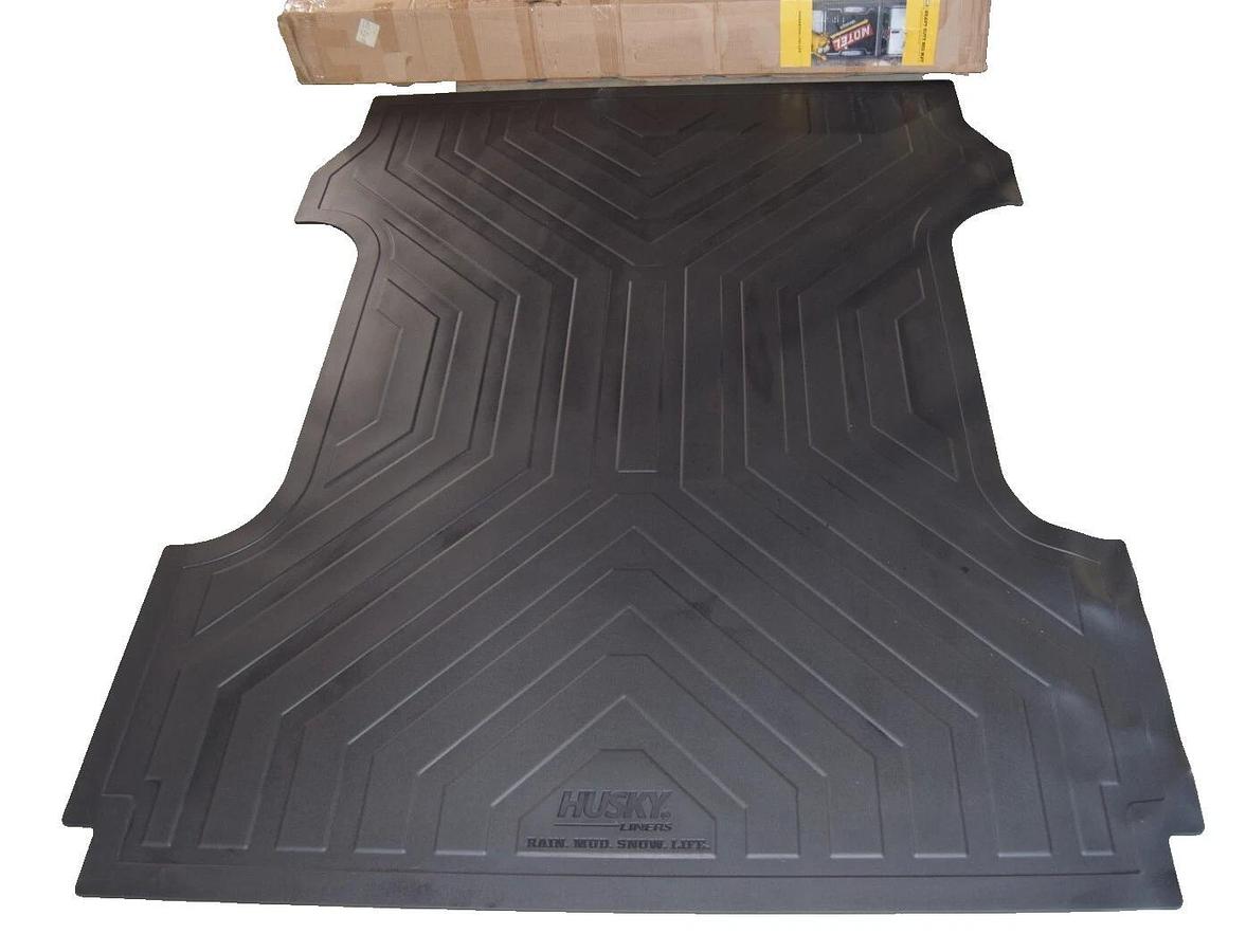 Husky Liners 16010 6.5' Rubber Truck Bed Mat 16010 2017-2021 Ford F250 F350 NOS