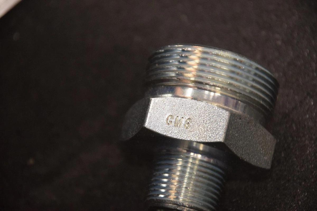 LOT OF (2) DIXON GM8 Boss Ground Joint Seal Male Spud 3/4" NPT X 1-1/2", 0.75"