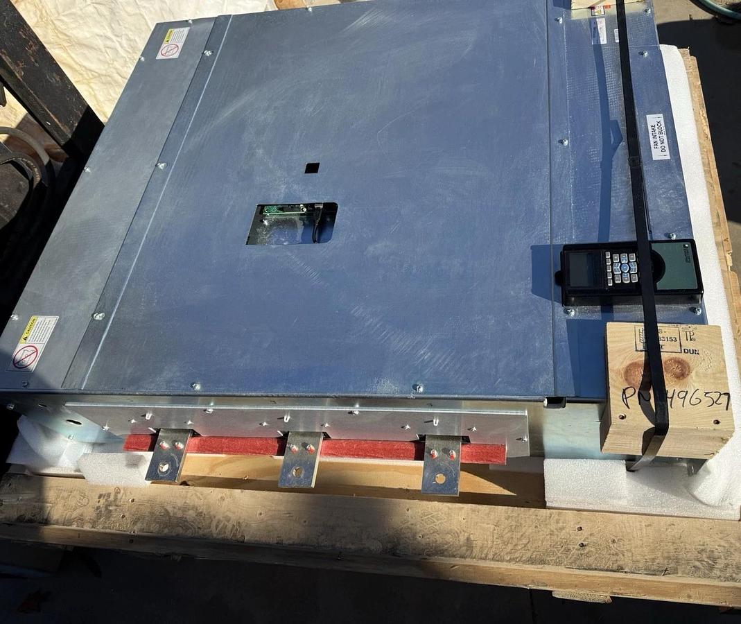 Allen Bradley Reliance LF200900CCP LiquiFlo Liquid Cooled AC Drive mtf. 2024 NEW