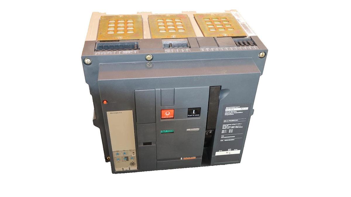 Refurbished Square D Circuit Breaker Masterpact NW08N 800A Micrologic 5.0 WG1AAR33A9SXFXXXXX
