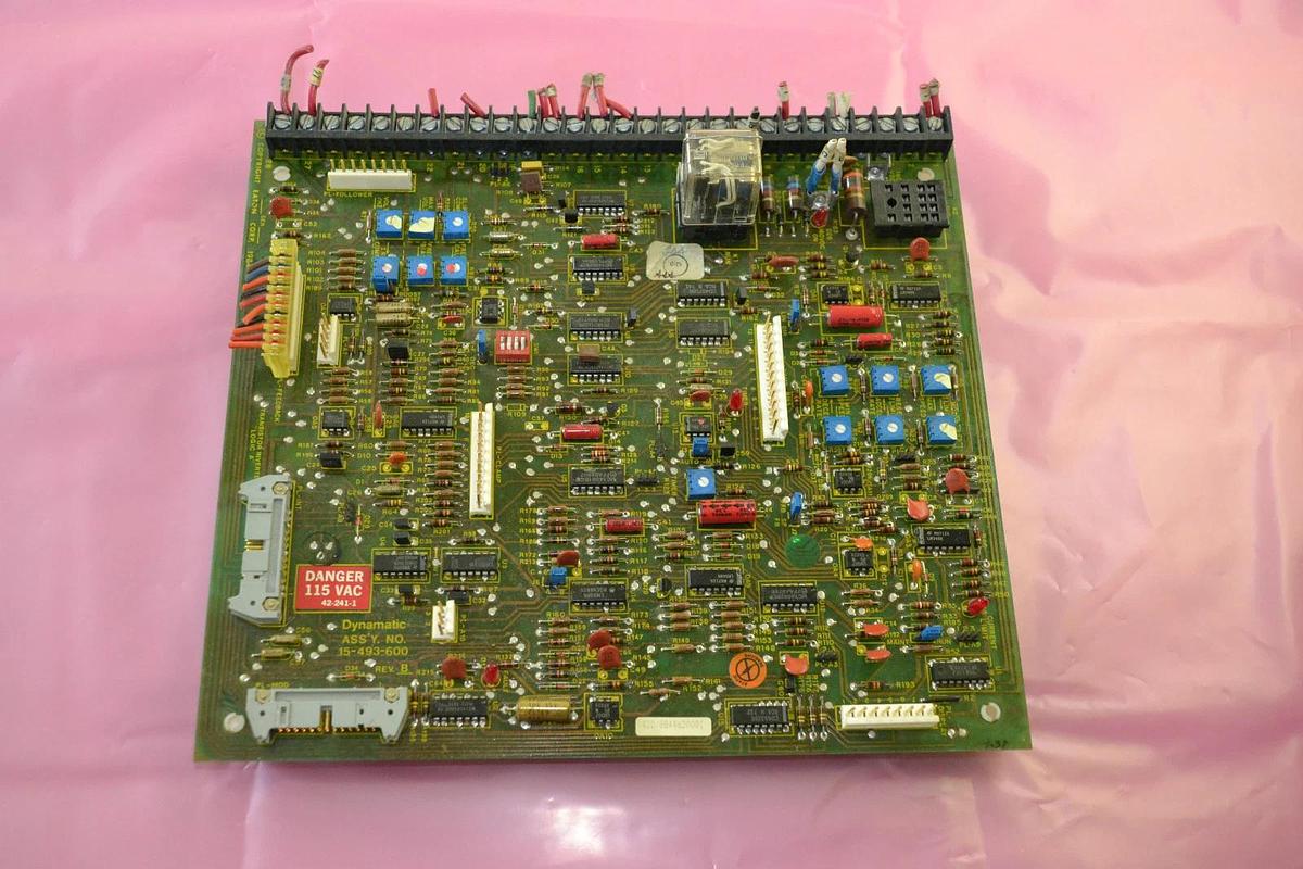 Used DYNAMATIC CIRCUIT BOARD CARD 15-493-600 15 493 600 15493600
