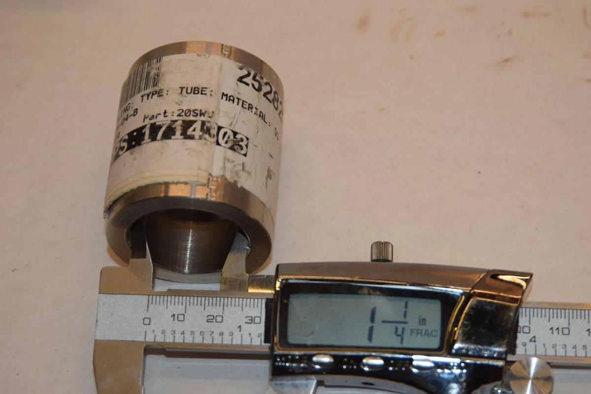 NEW ASP SSP 1714303 20SWU 1-1/4" COUPLING STAINLESS STEEL