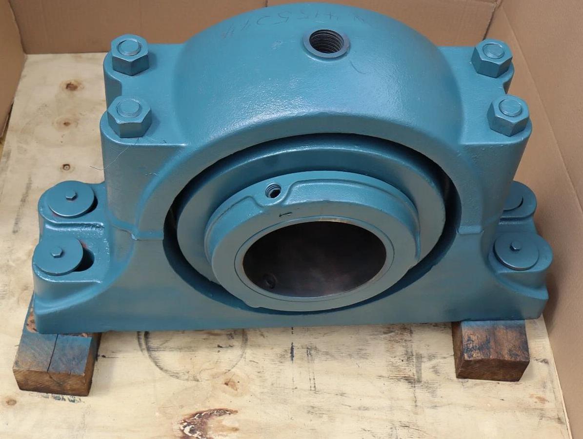 Dodge 4 Bolt Split Plummer Pillow Block Bearing Housing 7" 7 4155244 NOS