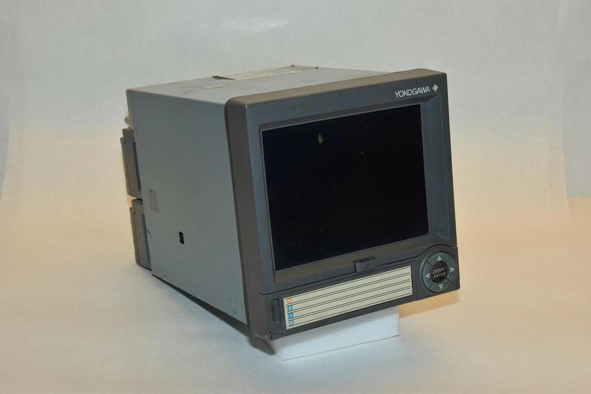 Used YOKOGAWA DX102-1-2/TPS2  DX10212TPS2 DX102 1 Daqstation Chart Recorder