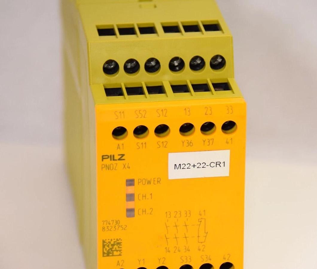 Used PILZ PN0ZX424vdc3n/o1n/c PN0Z X4 24vdc 3n/o 1n/c PN0ZX4 Safety Relay