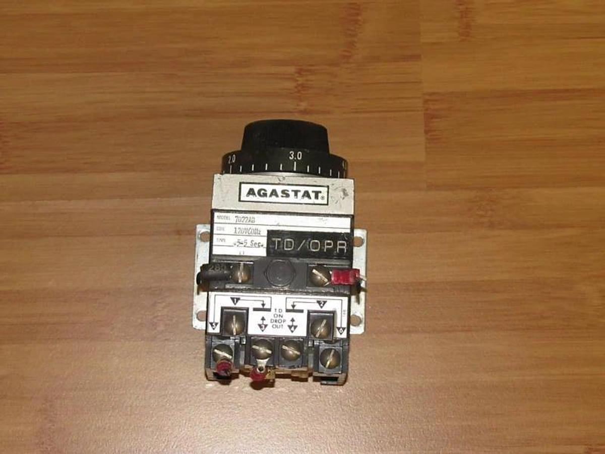 Used Agastat Timer 7022AB .5-5 SEC. 120V Coil  7022-AB
