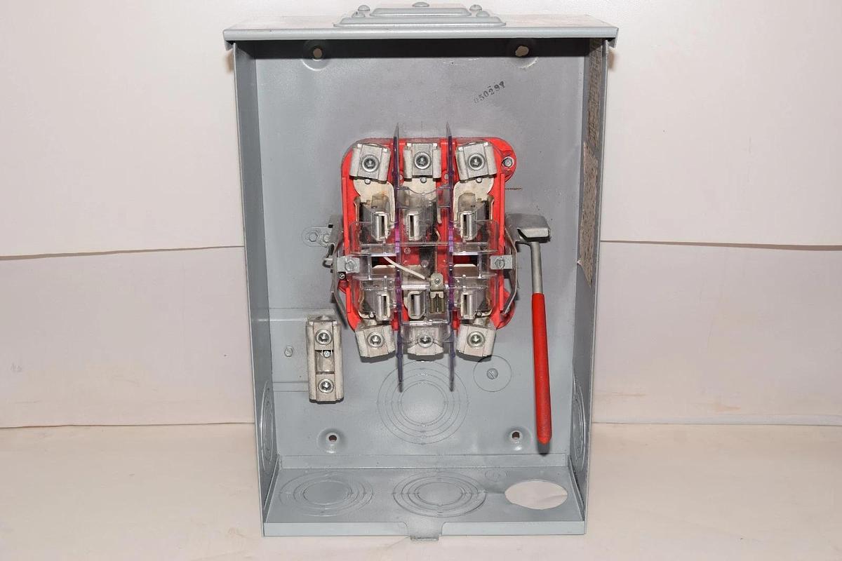 Used Anchor Electric Meter Socket Enclosure U50000 U40000 200A 200 Amp 600v 3ph 4w