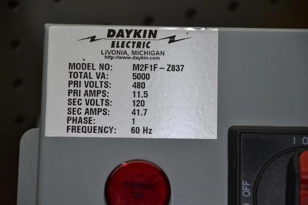 DAYKIN ELECTRIC M2F1F-Z837 TRANSFORMER DISCONNECT 480v M2F1F-Z837