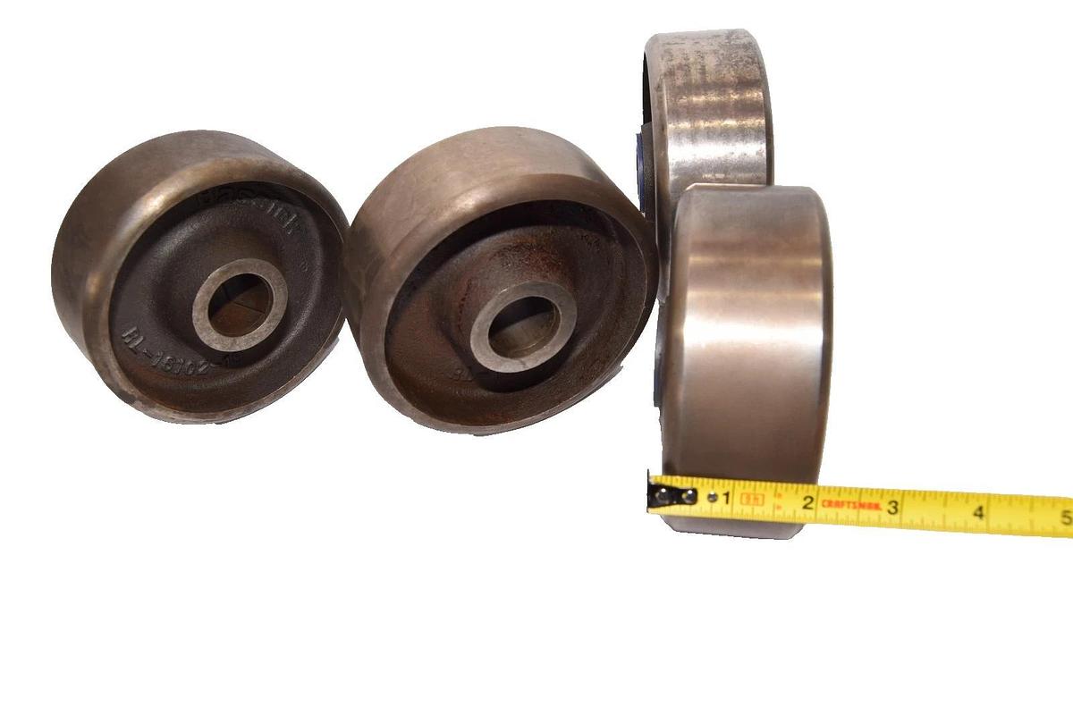 Bassick RL-16102-19 Vintage Heavy Duty Cast Irorn 5" x 2 Caster Wheels (New - 4)