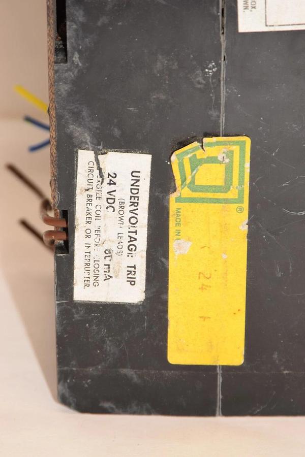 Used SQUARE D KAL36250 600V 250A 250 Amp Under Voltage Trip 24Vdc KAL Series Breaker