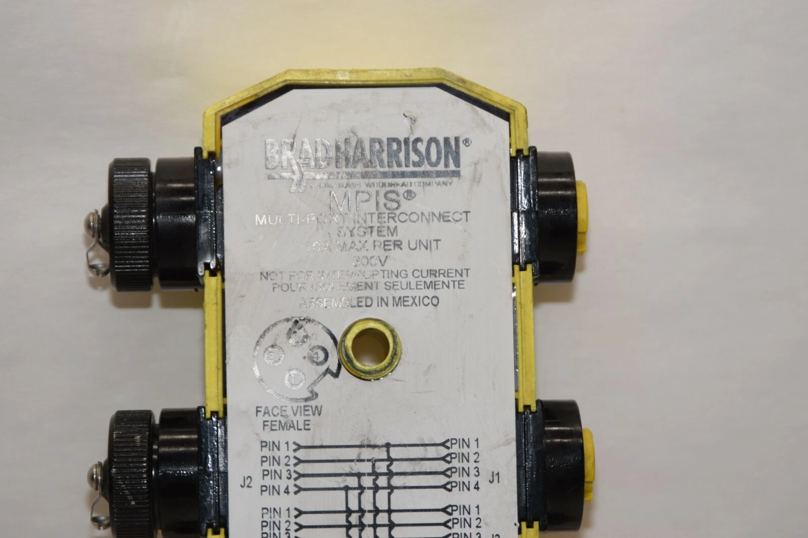 Used BRAD HARRISON DNAUX8000 8-Junction Passive MPIS Multi-Port Interconnect Block