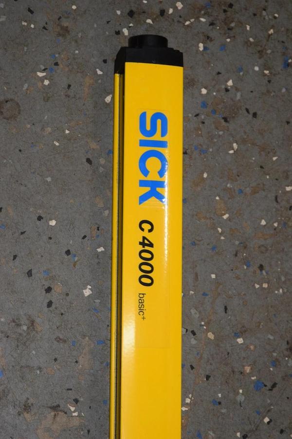 Used SICK C40S-1203AA300 C4000 Series 1200mm 24Vdc  Light Curtain Basic+