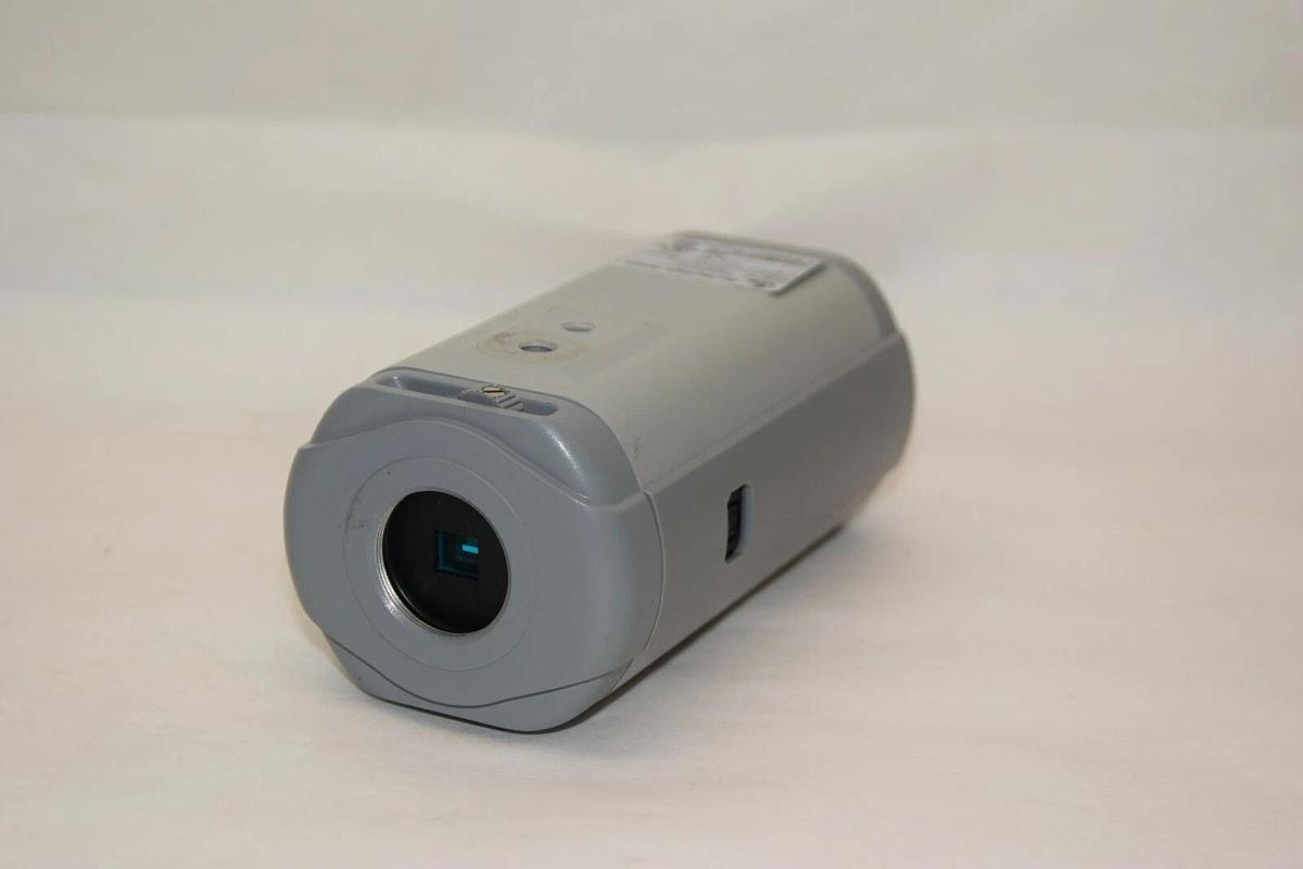 Used VIEW CR3SN5422 12Vdc 24Vac 4.5W Hi-Resolution Color Security Camera