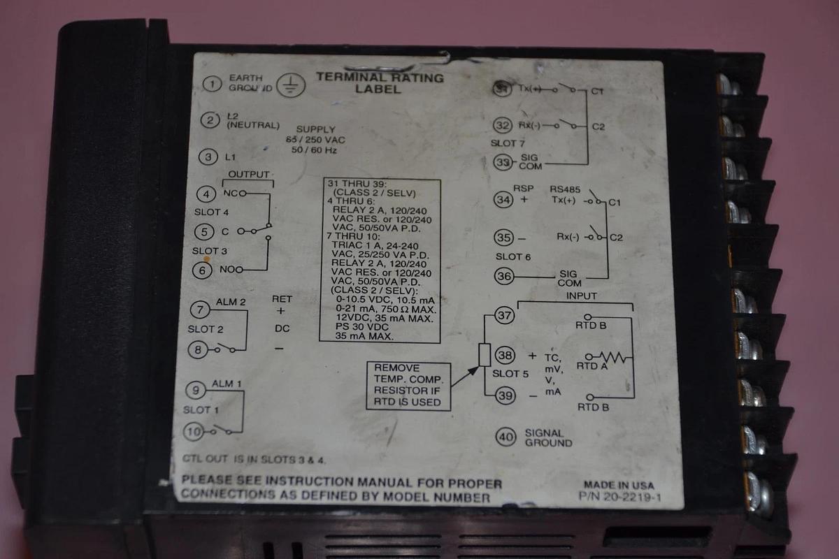 Used BARBER-COLMAN Ser.15Q 15Q8-0KF00-00F-0-00 15Q80KF0000F000 Temperature Controller