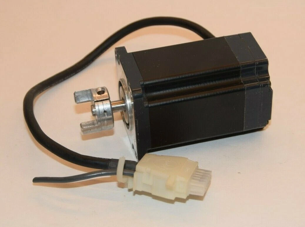 Used VEXTA ASMC69AC 4.24Vdc 1.1A Closed Loop Stepper Motor