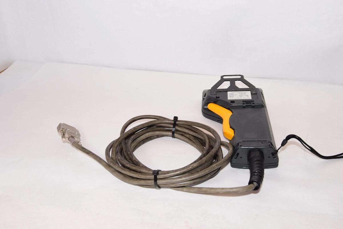 Used Toshiba Teach Pendant Controller TP1000-6AX TP1006AX X8TPC-03A TP1000