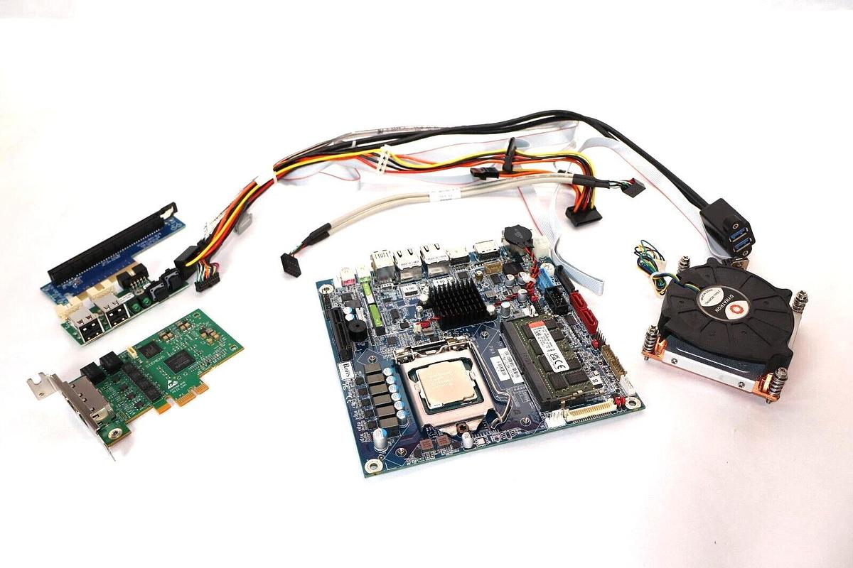 Used SIEMENS / FOXCONN PWA: 1.1 , PEXP16-RX1 , PCIE CAN , KVR26S19D8/16 Motherboard