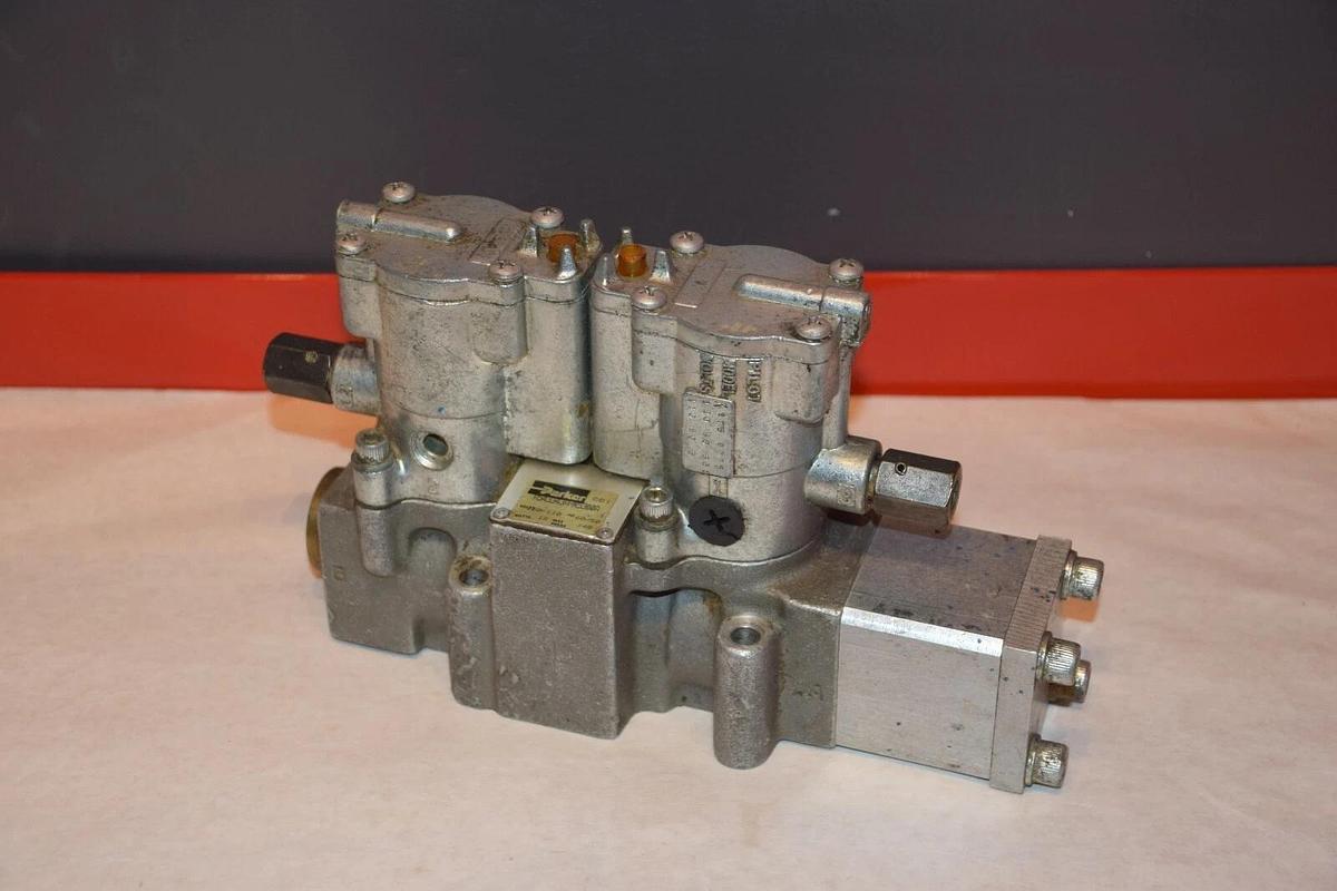Used PARKER A543343AHN5300A 120/110V 60/50Hz 12W 140psi SOLENOID VALVE