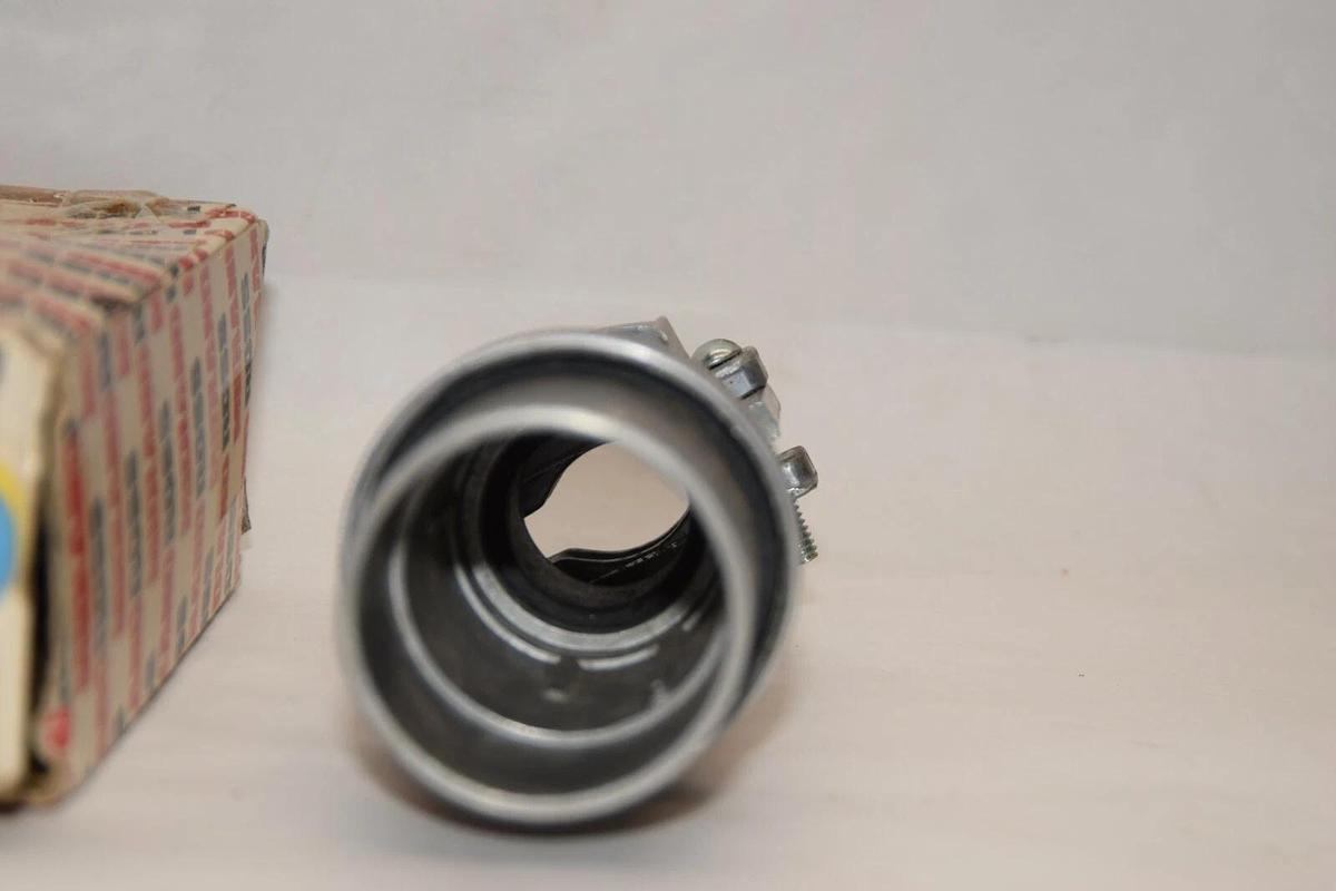 (NEW) RUSSELLSTOLL PE-12 F13342L 17327 Housing For Receptacle