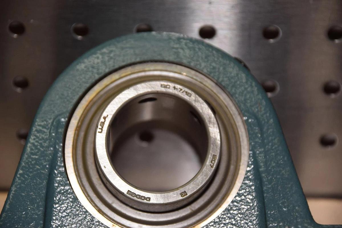 DODGE P2B-SC-107-NL MOD 1-7/16" PILLOW BLOCK BEARING NEW