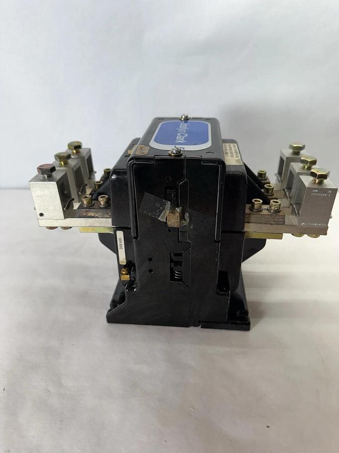 New, JOSLYN CLARK  Contactor  5DP9-9009-11, 120V Coil, 320A, 3 Pole, 5DP9900911