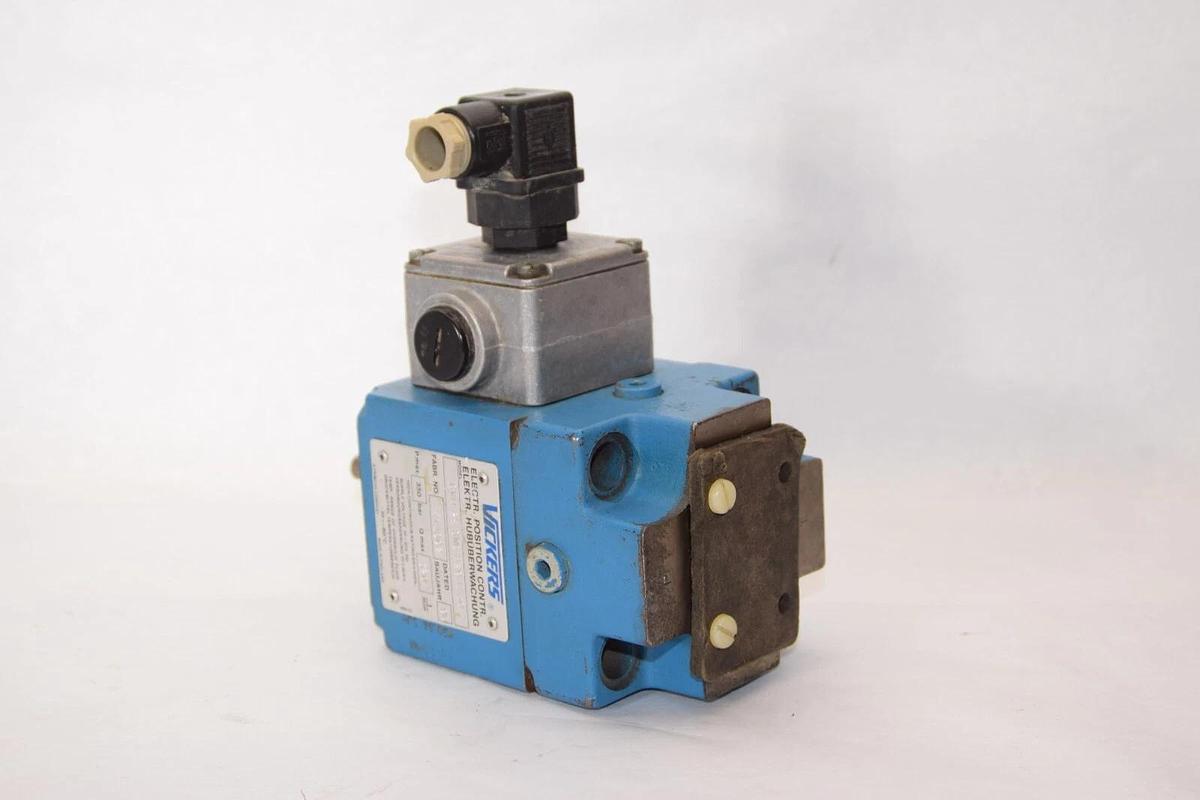 (NEW) VICKERS CVU 25 SWC B29 L 30 514892 350 Bar Hydraulic Valve