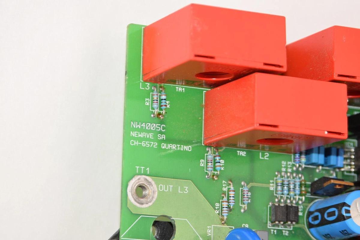 Used NEWAVE SA POWERWARE EXIDE NW4005C NW4005 C GAMMATRON NW00-2720 Circuit Board