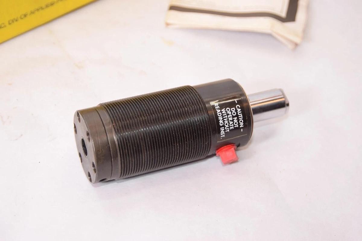 (NEW) ENERPAC SPL-2670W5 0G5C Hydraulic Cylinder