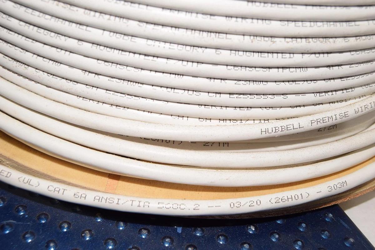980' Hubbell Cat 6A Wire Speedchannel Shield F/UTP 10Gbe C6ASCSFTPCMW 4PR 23AWG