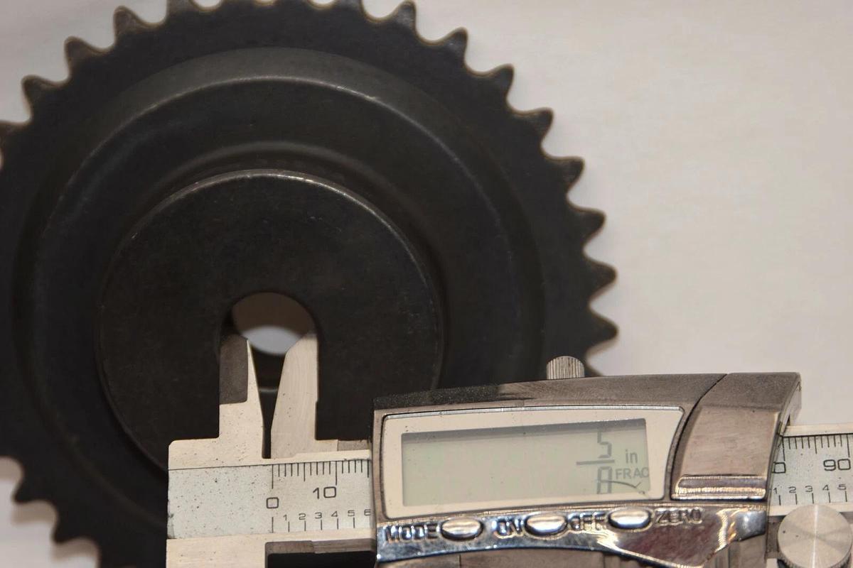 (NEW) MARTIN 35B36 35B36-5/8 5/8" Bore 36 Teeth Sprocket