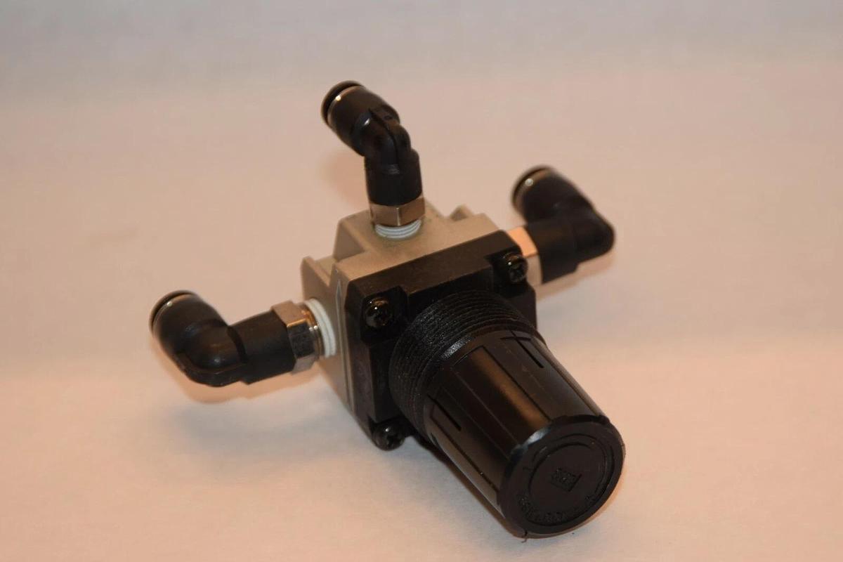 Used SMC AR2000-02B 0.05-0.85MPa Regulator