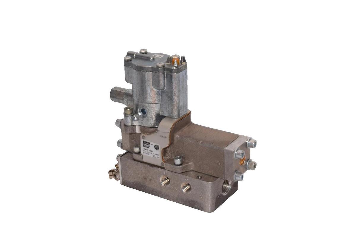 Parker L4452810253 Solenoid Valve With Pilot Model K175803553 & K022097 (New)