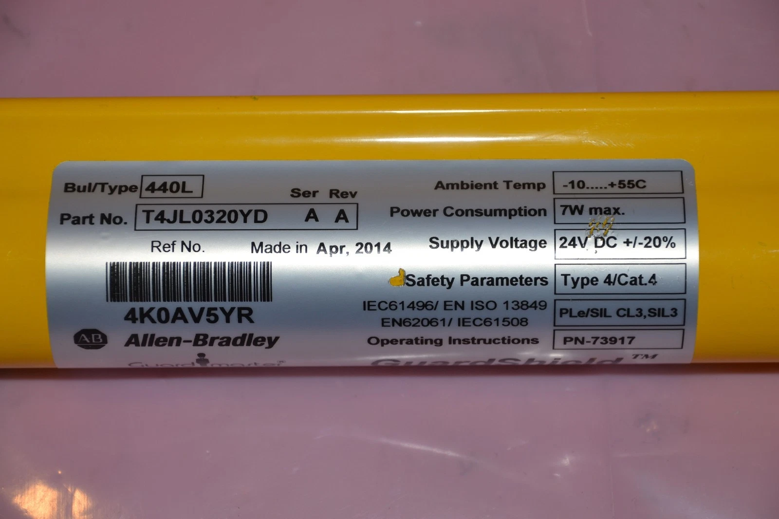 Used Allen-Bradley 440L-T4JL0320YD ser,A Safety Light Curtain 320mm 440L T4JL0320YD