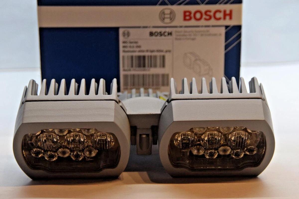 BOSCH MIC-ILG-300 MICILG300 Illuminator White-IR 450m Gray Light (NEW)