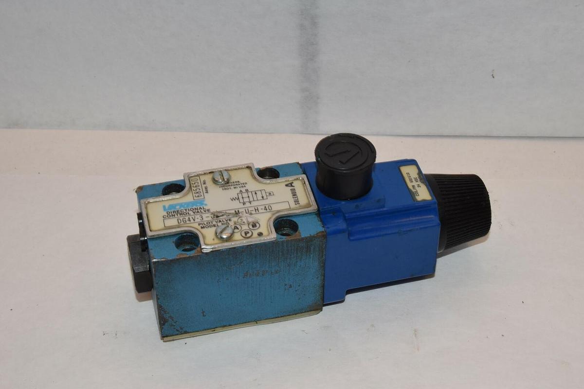 (Nos) Vickers Directional Control Valve DG4V-3-0B-L-M-U-H-40  24VDC Coil