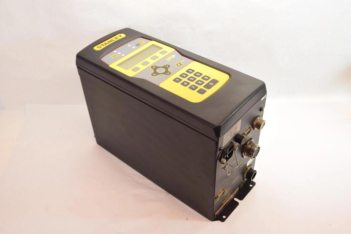 Used STANLEY 21A108722/QA1001-XXX 115/230Vac Controller