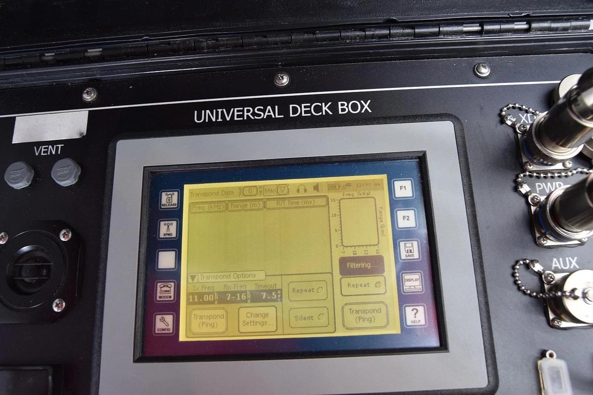 Used Teledyne Benthos Universal Deck Box UDB-9000-M UDB9000 Transponder AT-440-LF-0