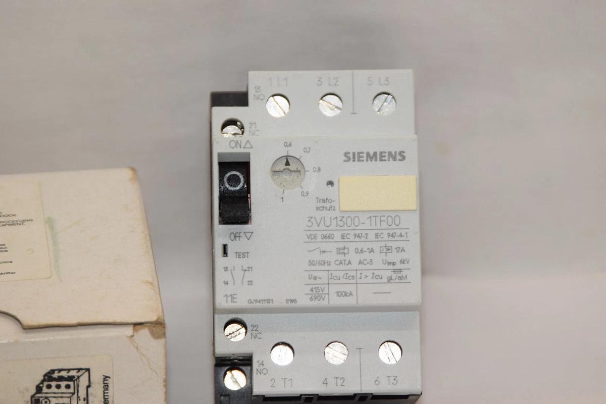 SIEMENS 3VU1300-1TF00 Circuit Breaker  3VU13001TF00 0.6-1A (NEW)