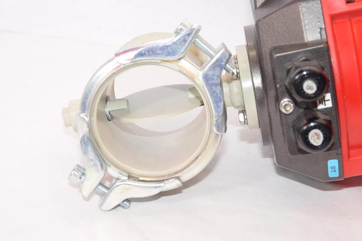 (NEW) JACOB VR45.70B.GP5 15-30V 50/60Hz Actuator With 3857454/10 Throttle Valve