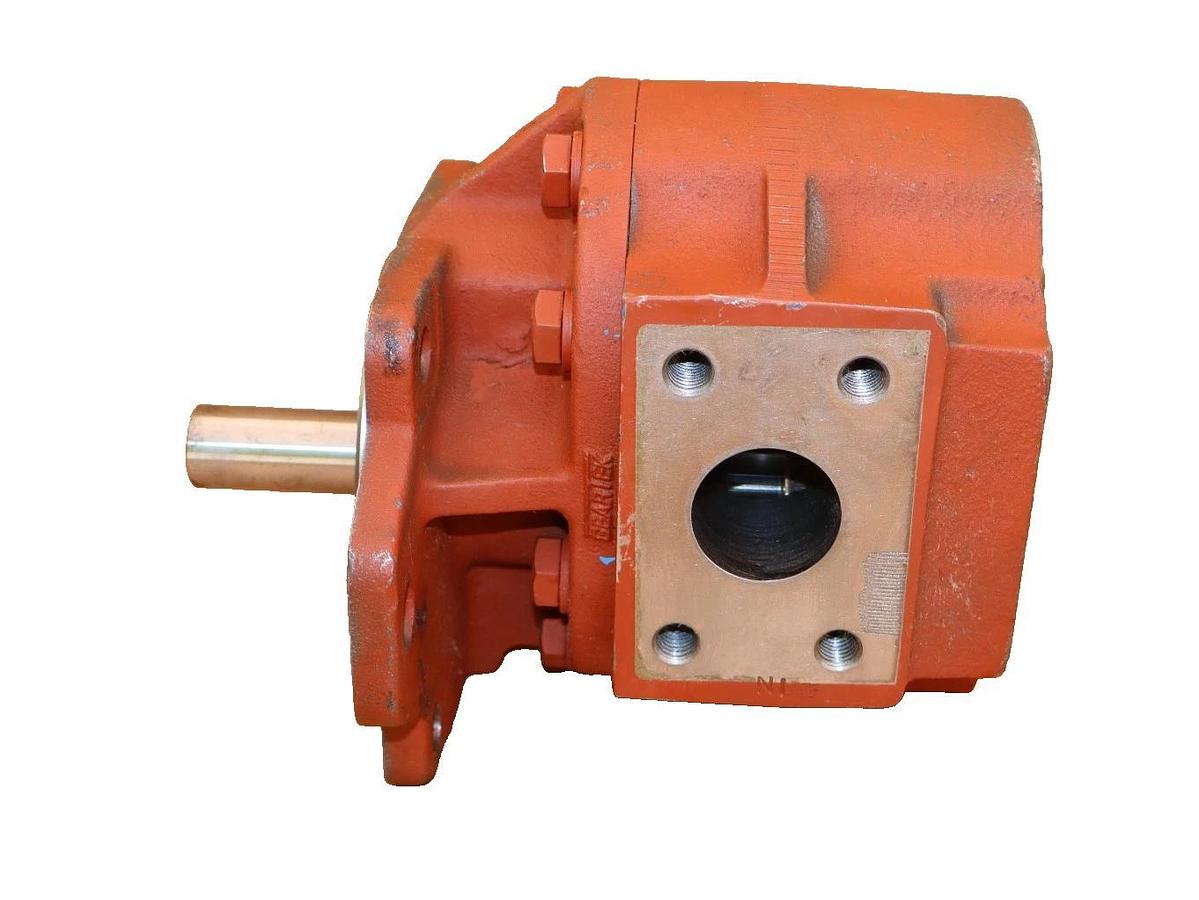 GearTek Hydraulic Gear Pump E7084873 6733386 GT7142 161964517 720894C 720898 NOS