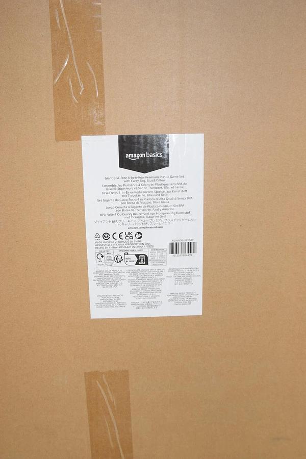 Used (NEW) AMAZON BASICS Giant 4-In-A-Row Plastic Game Set With Carry Bag