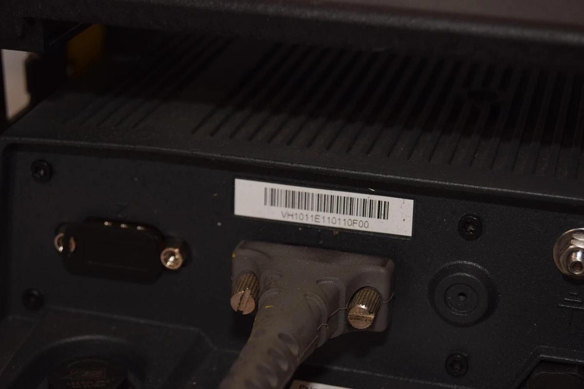 Used MOTOROLA / PSION INC. VH10/8516 Touchscreen Computer Terminal W/ LS3408 Scanner