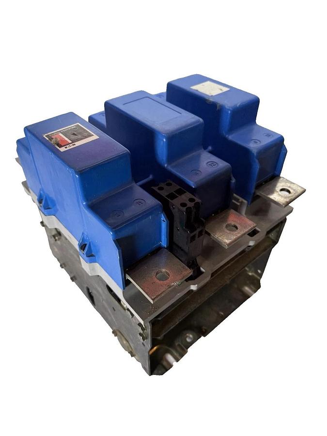 Refurbished Cutler-Hammer EATON Size Sz 6 Contactor 10-5822, Ser C1,  700A 600V-AC, 18690
