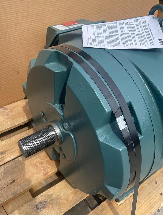Baldor Reliance ABB SuperE Motor 1206905854-000020 100hp 3ph MP40G297 404TS NEW