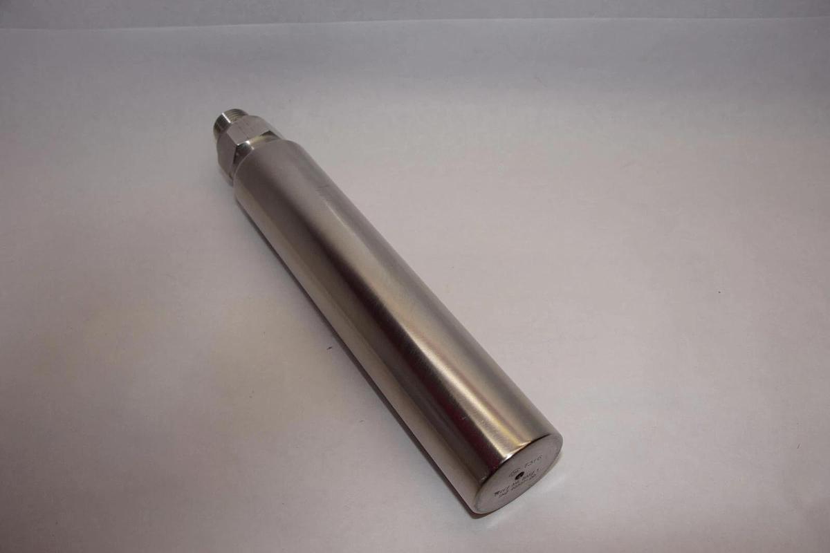 (NEW) DM T316 AVL BAR#1 40851-09 2-1/8" x 10" Homogenizer Plunger