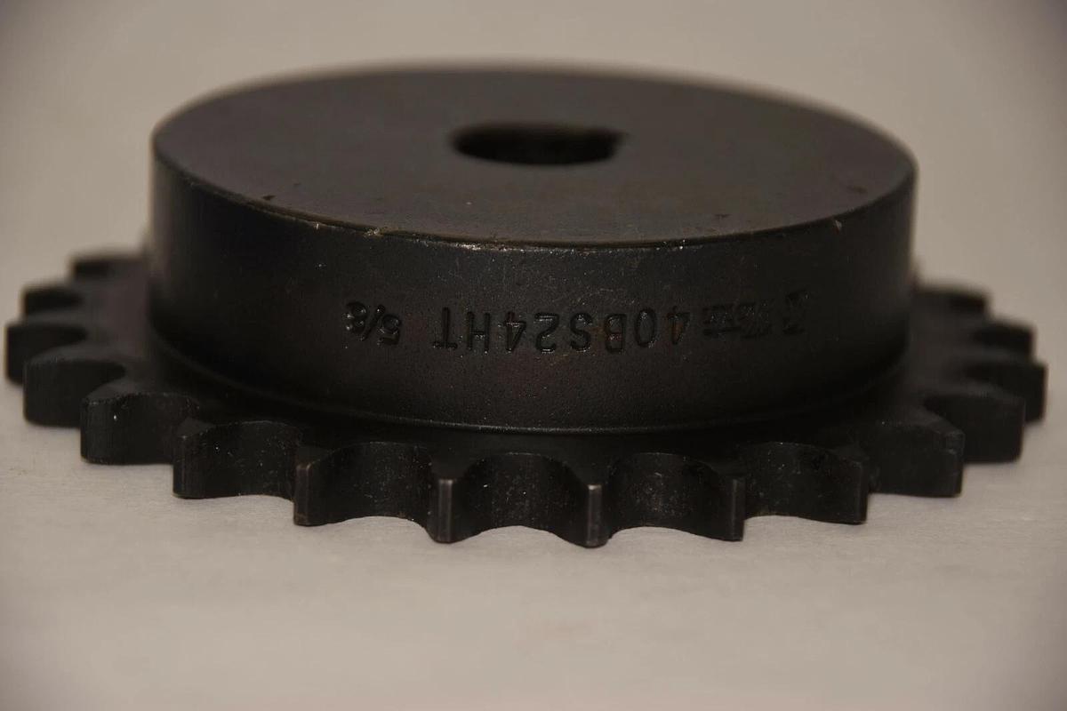 MARTIN 40BS24HT 5/8" 24 TEETH SPROCKET NEW