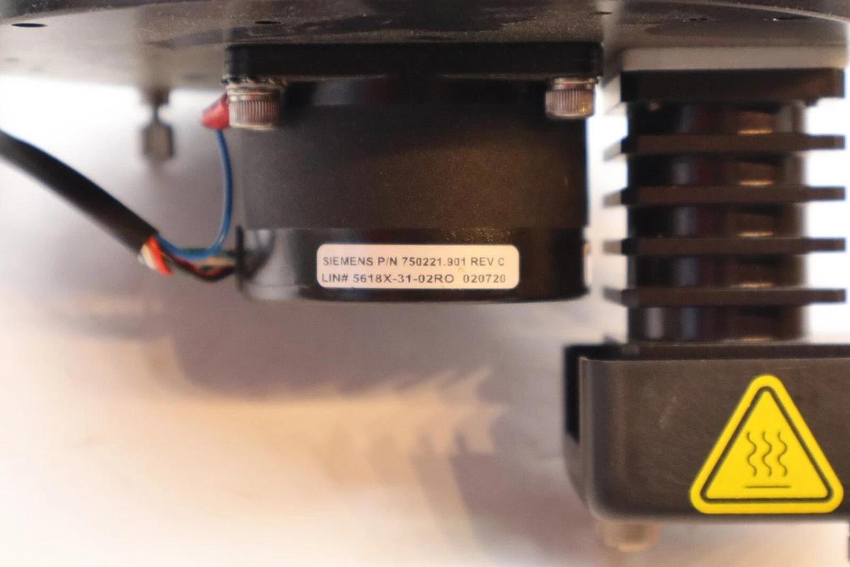 Used SIEMENS 750221.901 Rev C Stepping Motor Assembly For Analyzer Machine