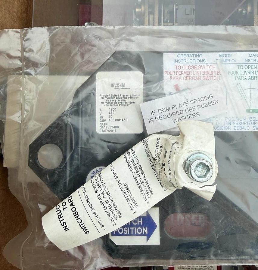 Eaton Bolted Pressure Contact Switch, 3PH 480V 1200 Amp, QA1233T480 1200A PQ123T