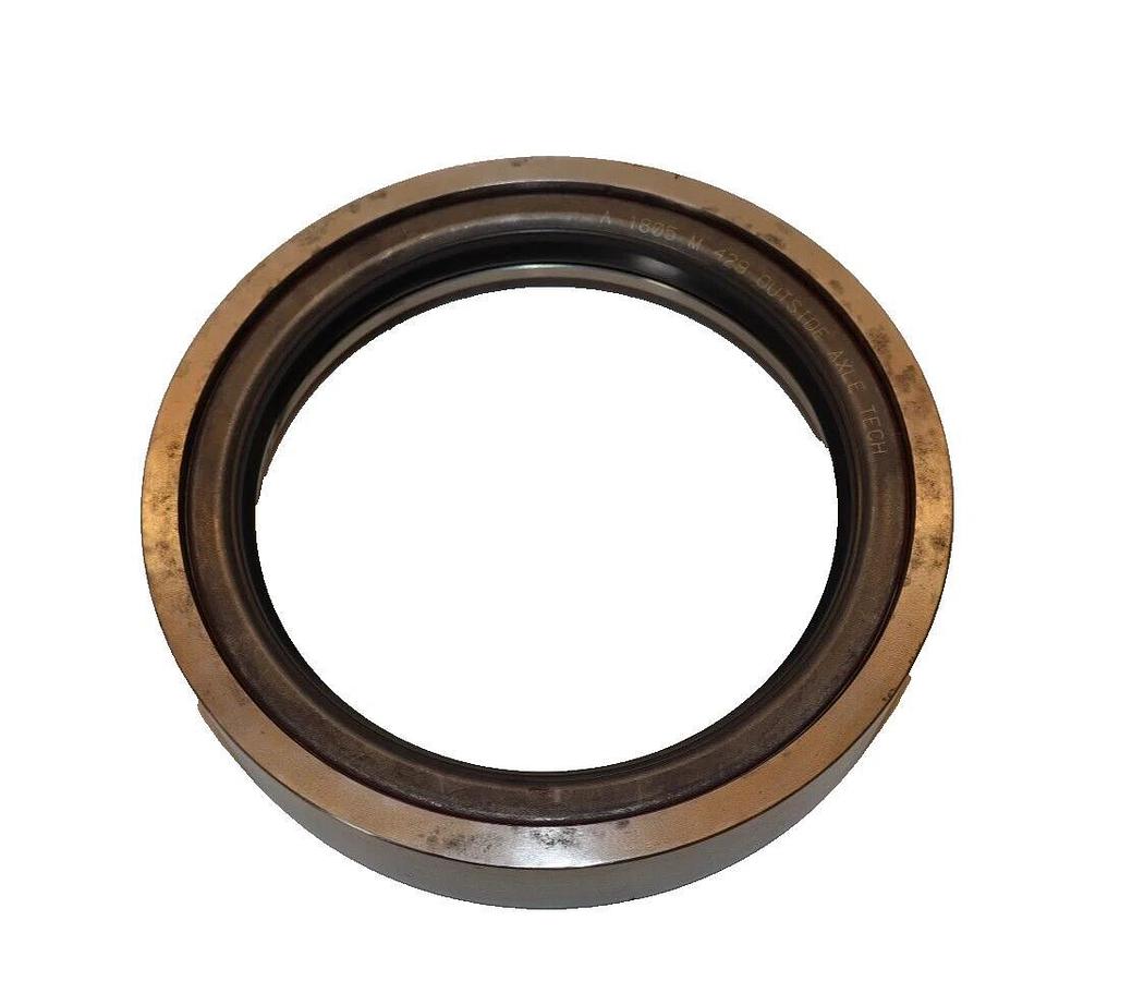 (NEW) AXLETECH 1805L428 Oil Seal